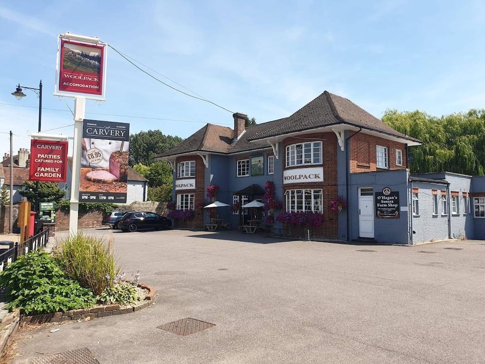 Woolpack Inn Chichester Exteriör bild